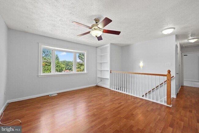Building Photo - 13724 Lynhurst Dr