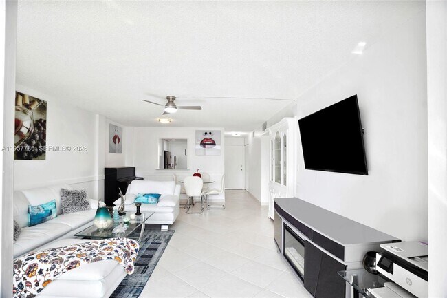 Building Photo - 3600 NE 170th St