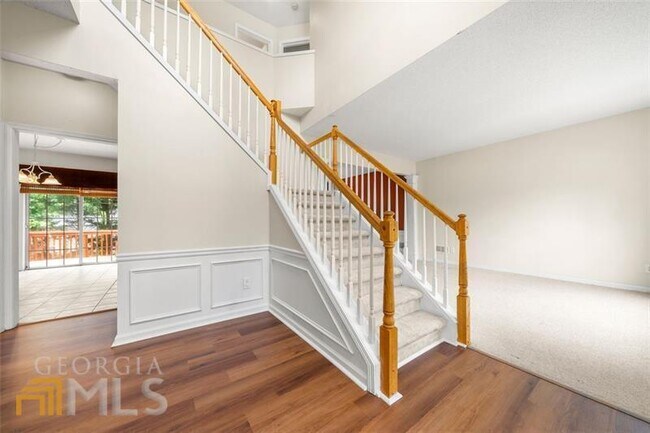 Building Photo - 3492 Chastain Glen Ln NE