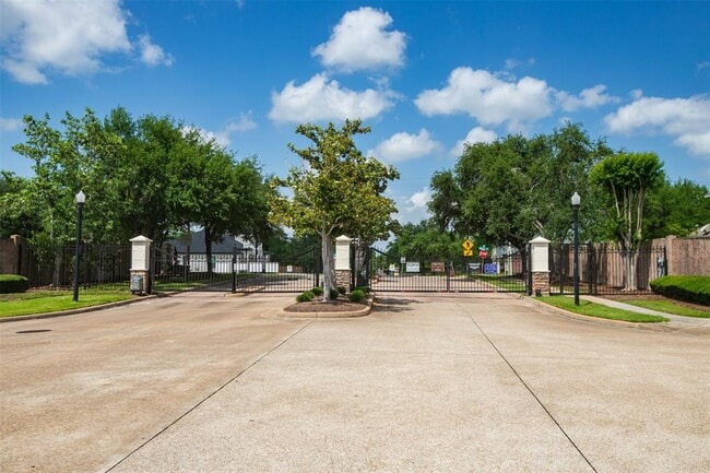 Building Photo - 4603 Chaperel Dr