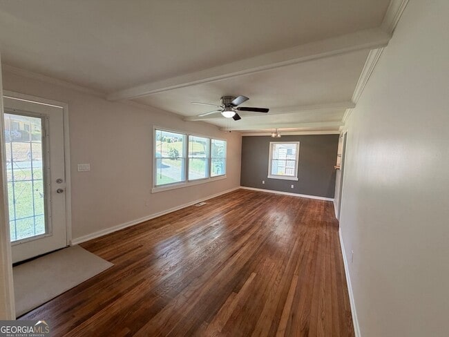 Building Photo - 1734 Cahoon St SW