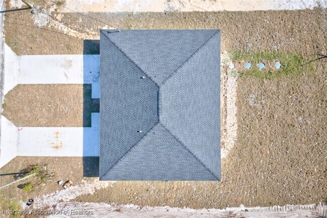 Building Photo - 293 Lincoln Rd NE