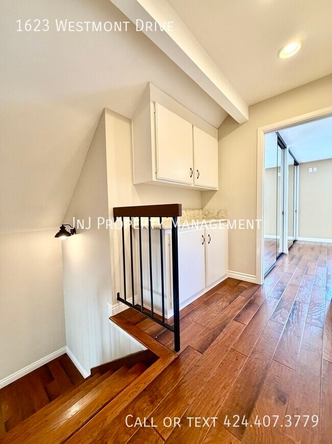 Building Photo - 1623 Westmont Dr