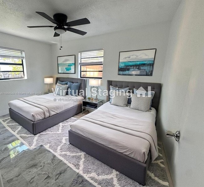 Building Photo - 4119 SW 49th St