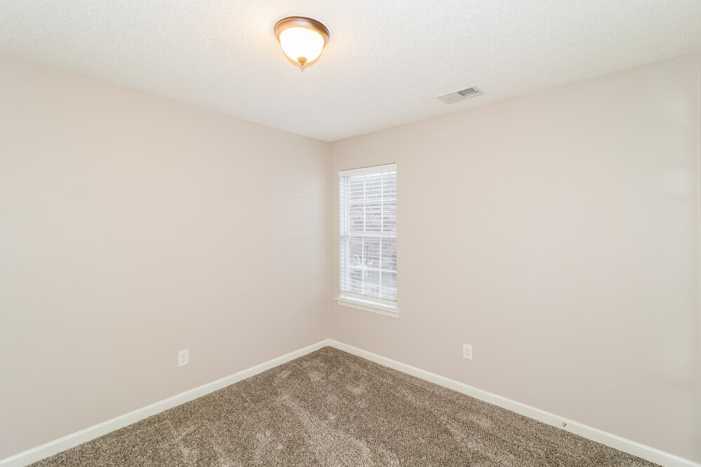 Building Photo - 7972 Ridgedale Dr