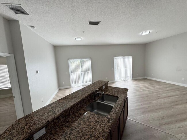Building Photo - 10703 Yellow Tiger Lily Dr