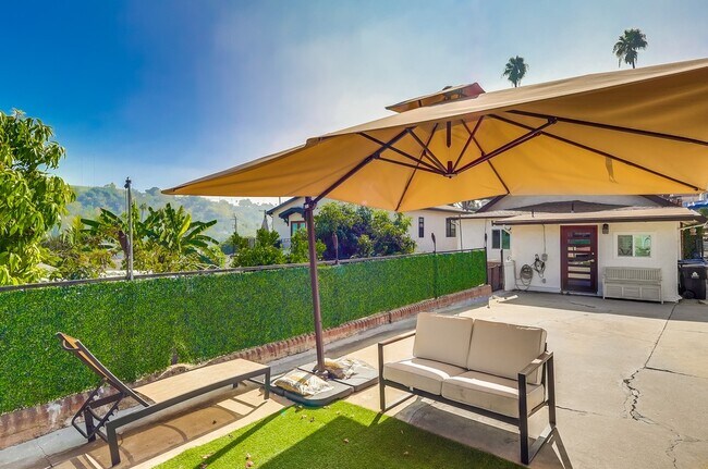 Building Photo - 4427 Topaz St