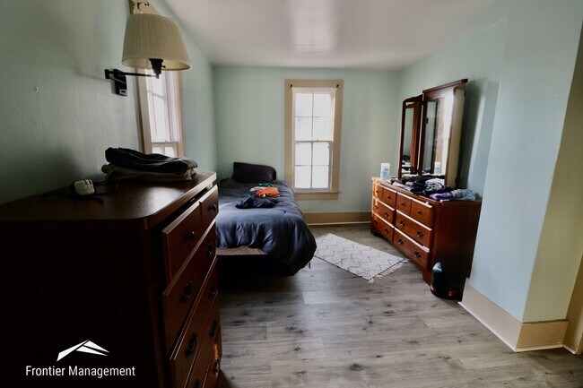 Building Photo - Affordable Three Bedroom Home