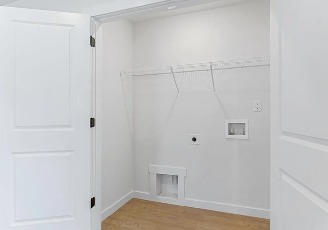 Building Photo - 14 Catawba Ave