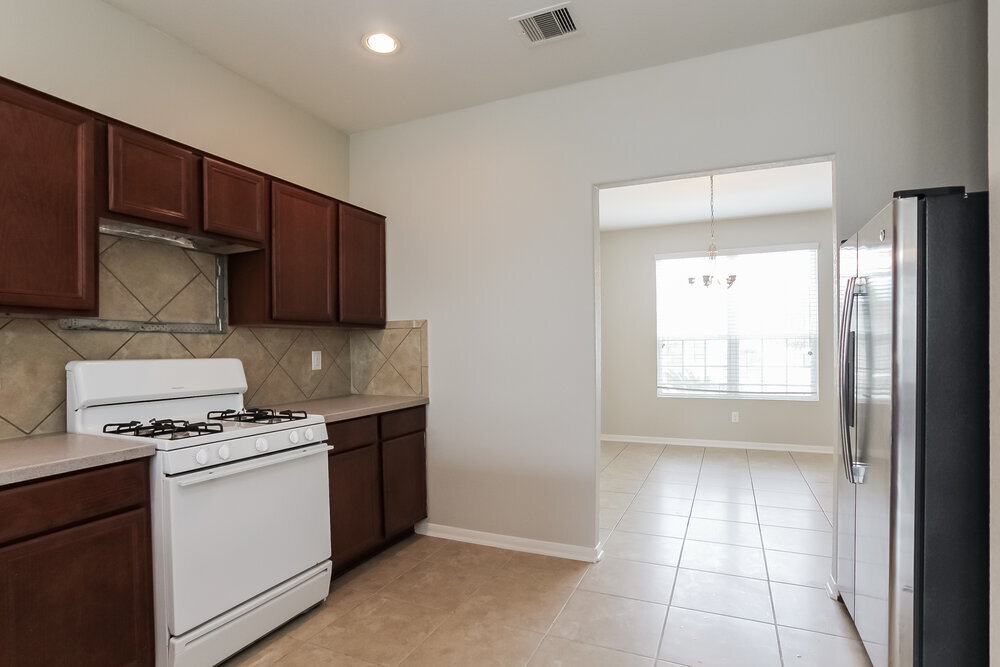 Building Photo - 17914 Seco Creek Ln