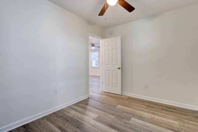 Building Photo - Move-In Special Starting May 1st! Limited Time offer and receive $500 off your first month’s rent.