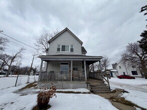 Building Photo - 97 Fairgrove St