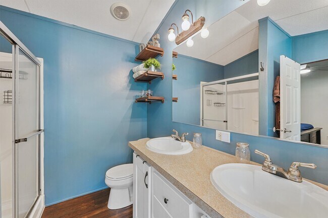 Building Photo - 106 County Road 3755