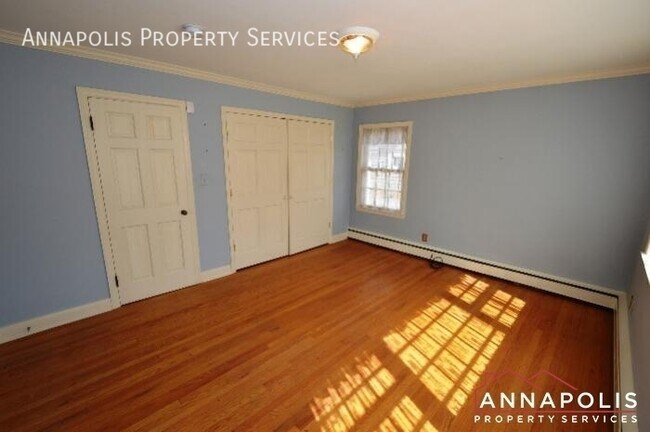 Building Photo - 208 Avondale Cir