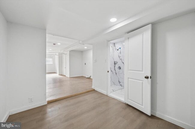 Building Photo - 703 N 66th St