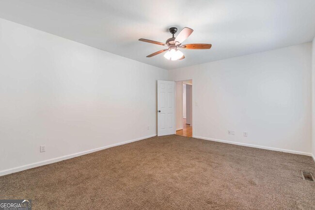 Building Photo - 2820 Hosea L Williams Dr NE