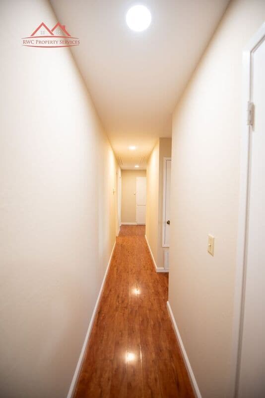 Building Photo - 2135 Hikido Dr