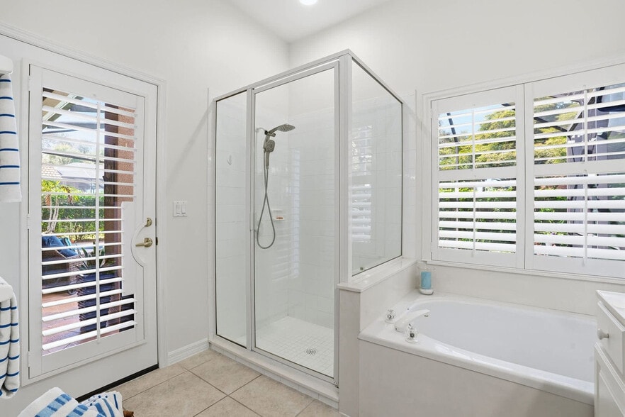 Building Photo - 23300 Caraway Lakes Dr