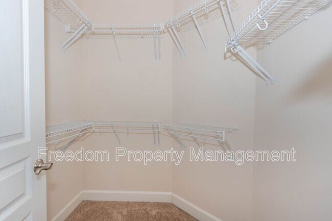 Building Photo - 10774 Monocacy Way