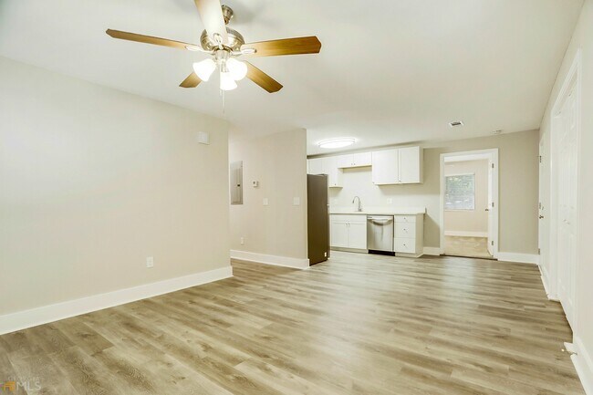 Building Photo - 2597 Dale Creek Dr NW
