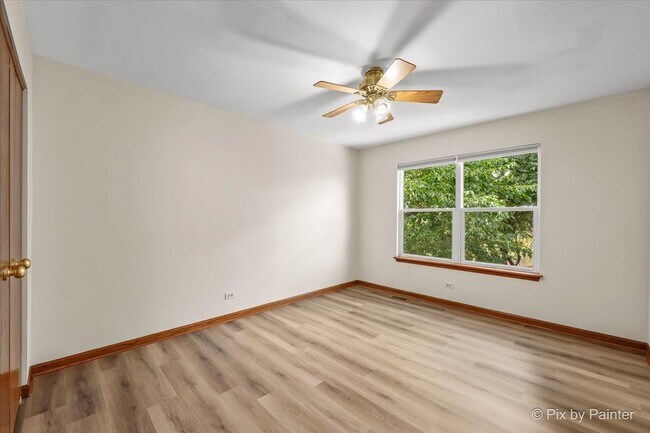 Building Photo - 2240 Barrett Dr