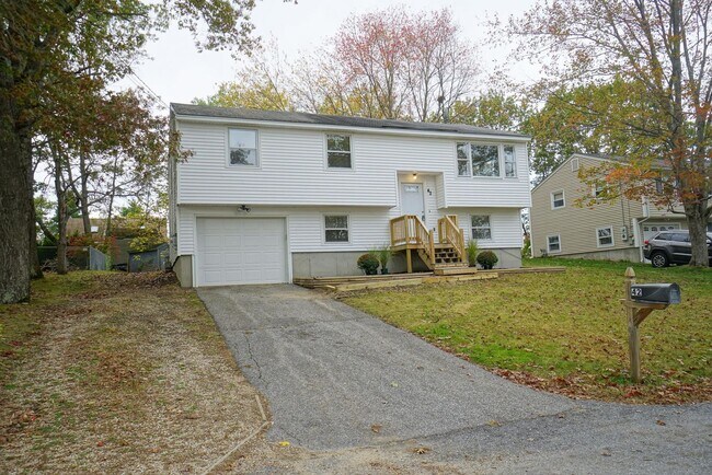 Building Photo - 42 Woodfield St