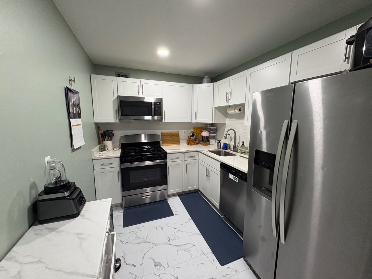 kitchen view 1 - 4977 Battery Ln