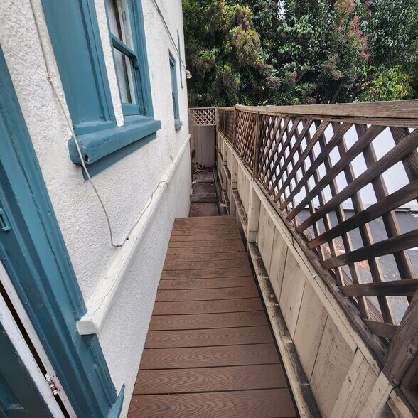 Building Photo - 459 Boulevard Way