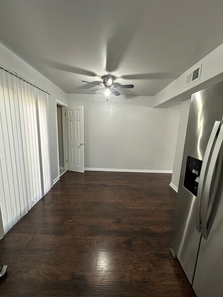 Building Photo - 221 Cornett St