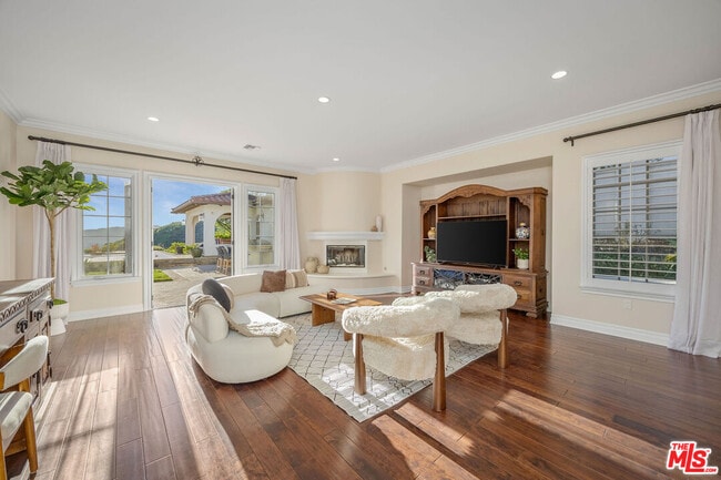 Building Photo - 25420 Prado De Azul