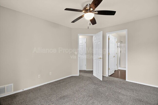 Building Photo - 3890 Strawberry Field Grove