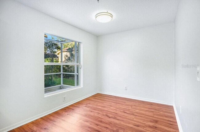 Building Photo - 15016 Heronglen Dr