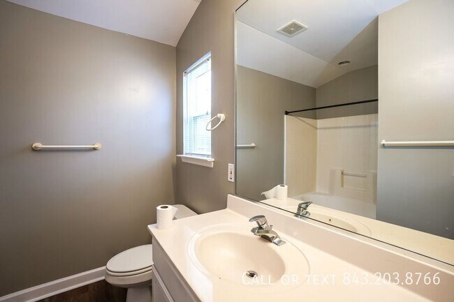 Building Photo - 9592 Crosscut Dr