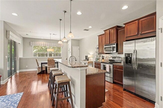 Building Photo - 23440 Alamanda Dr