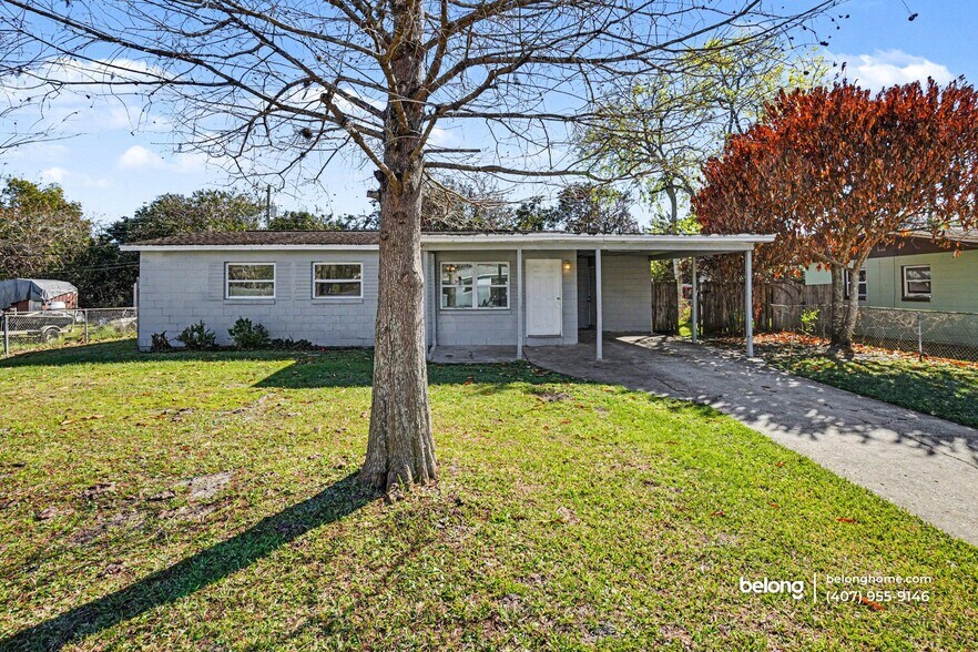 Building Photo - 2507 Stratford Dr