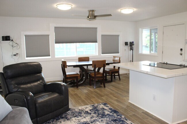 Building Photo - Loha