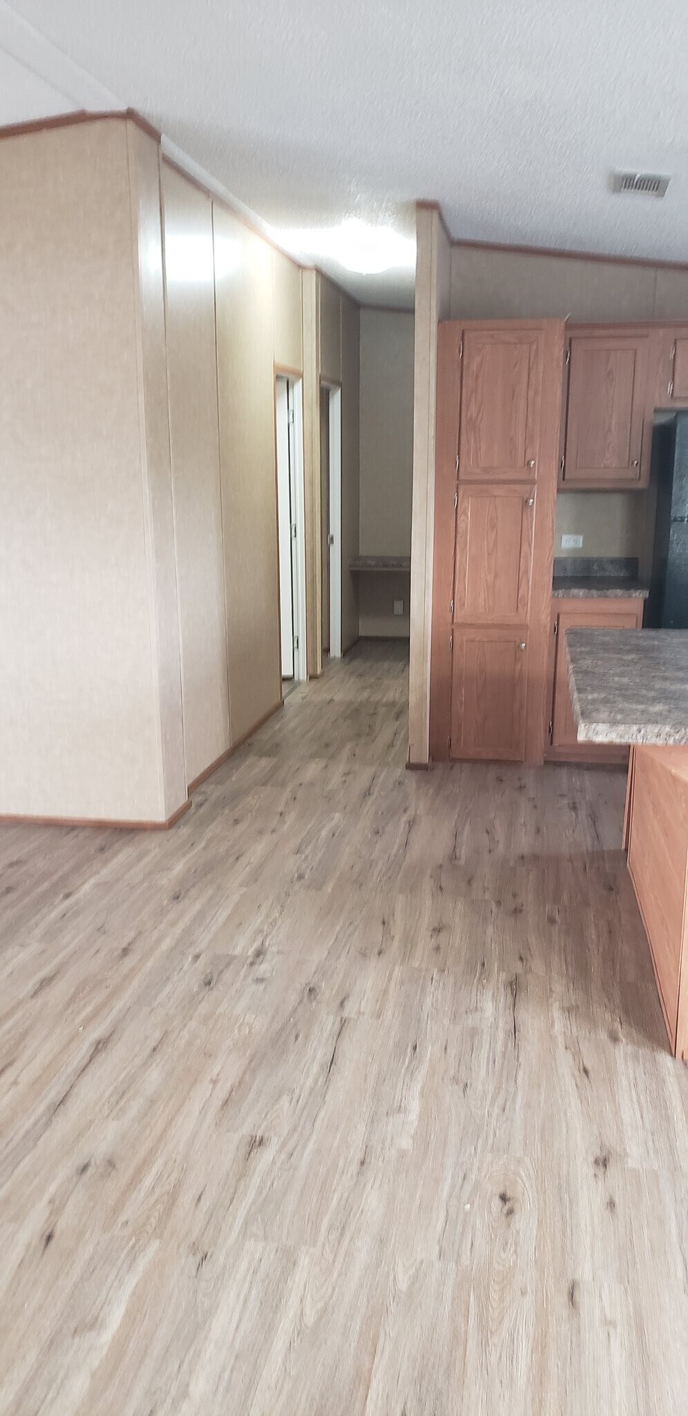 Building Photo - 4 bed 2 bath Rental Home