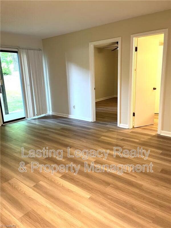 Building Photo - 212 Ridge Forest Ct