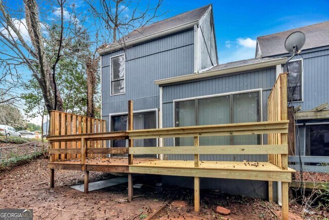 Building Photo - 1065 Mariners Dr