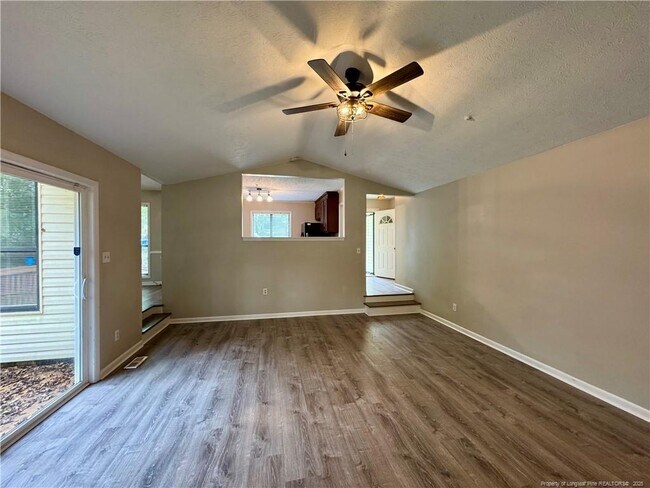 Building Photo - 7076 Pantego Dr