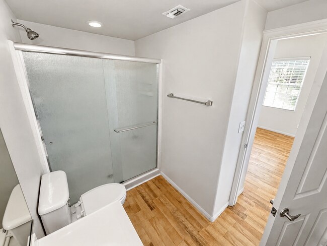 Building Photo - 2842 Freedom Hills Dr