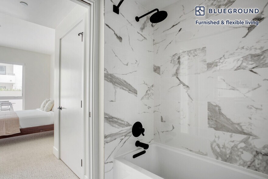 Building Photo - 3998 E Hardy St