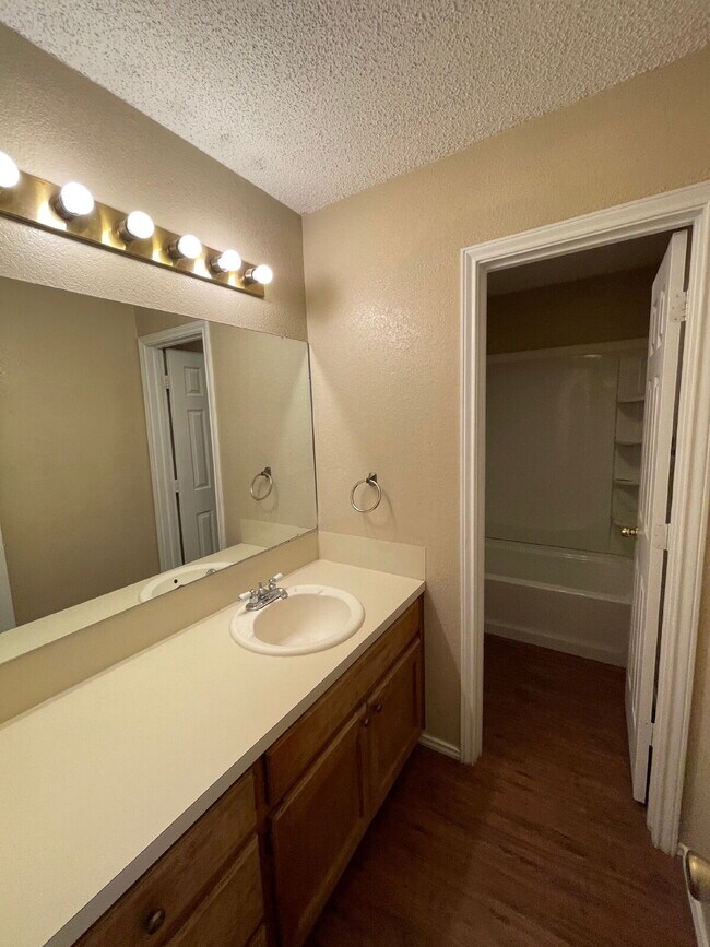 Building Photo - Two Story Home With A Large Backyard Located In Shadow Hills!