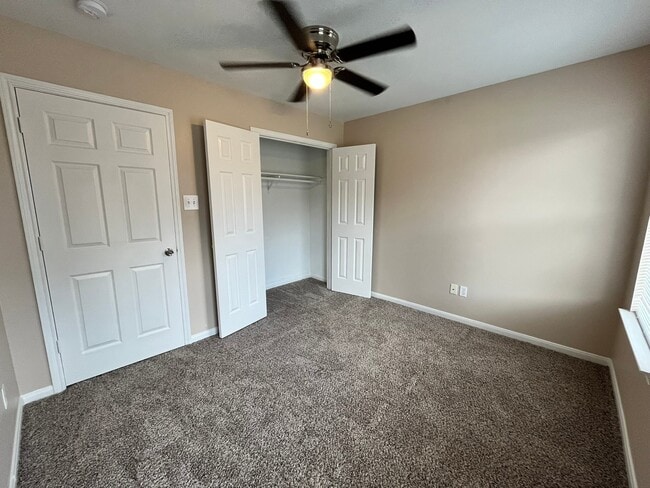 Building Photo - 11918 Chetman Dr