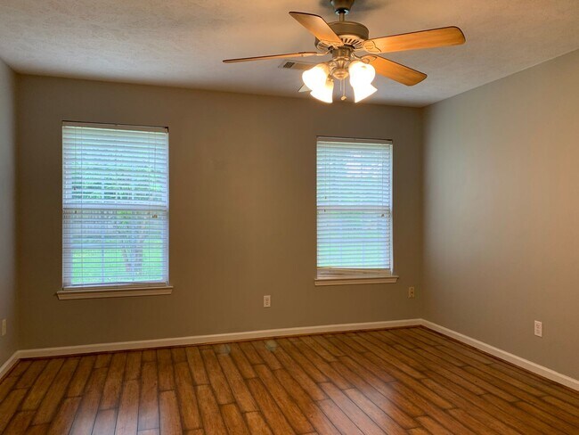 Building Photo - 23 Weatherwood Ln., Ward AR 72176 - Super ...