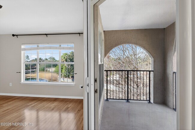 Building Photo - 10961 Burnt Mill Rd