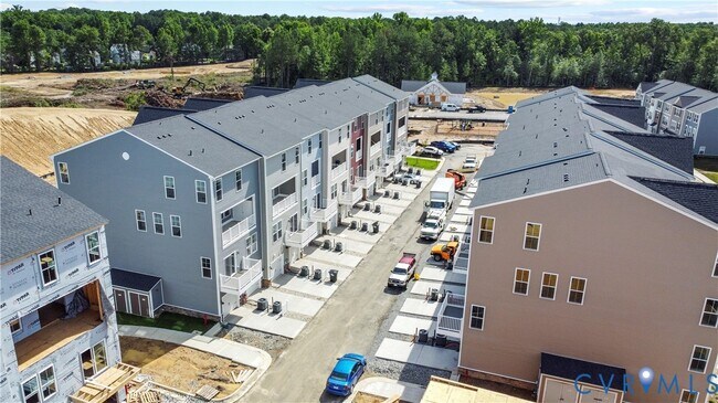 Building Photo - 9252 Magellan Pkwy