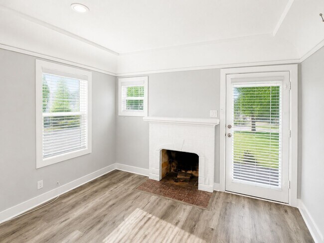 Building Photo - 88 S.Allen Ave