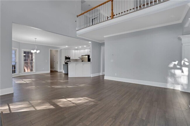 Building Photo - 127 Tara Blvd