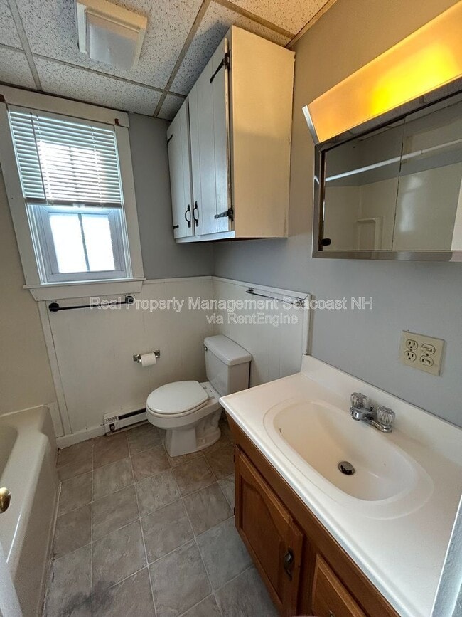 Building Photo - 11 Glen St